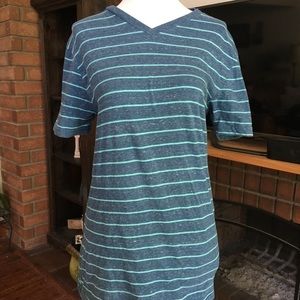Men’s “Mossimo” V-Neck, size M. Lightly used, blue